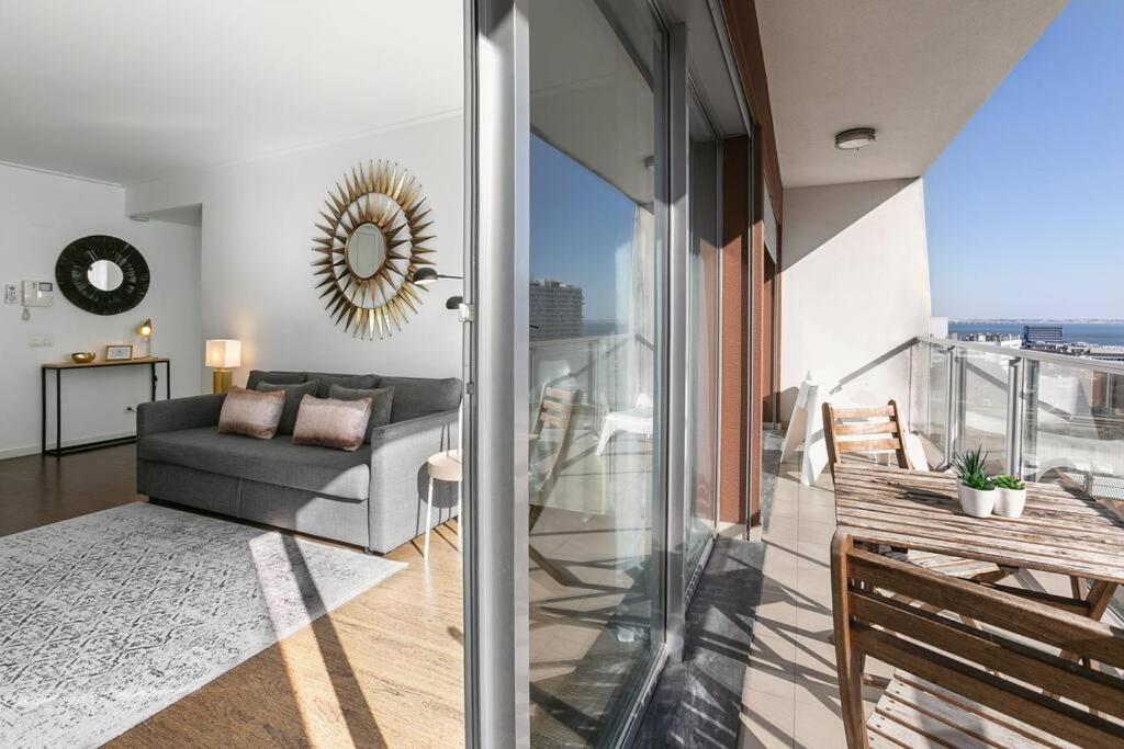 Lisbon Metro Apartment Extérieur photo
